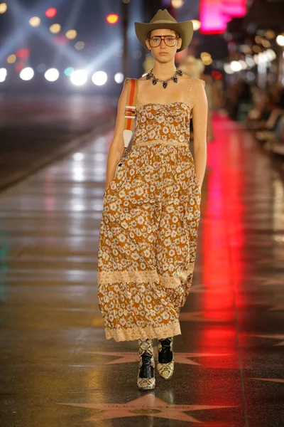 Look 68